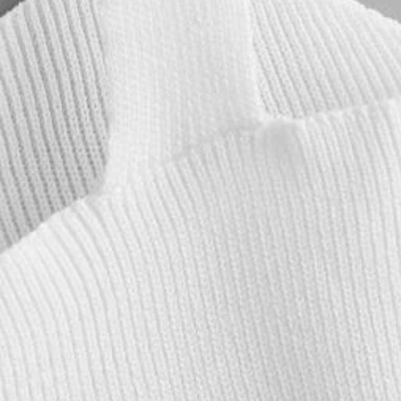 White Ribbed Cropped Tank Top - Picture 7 of 11